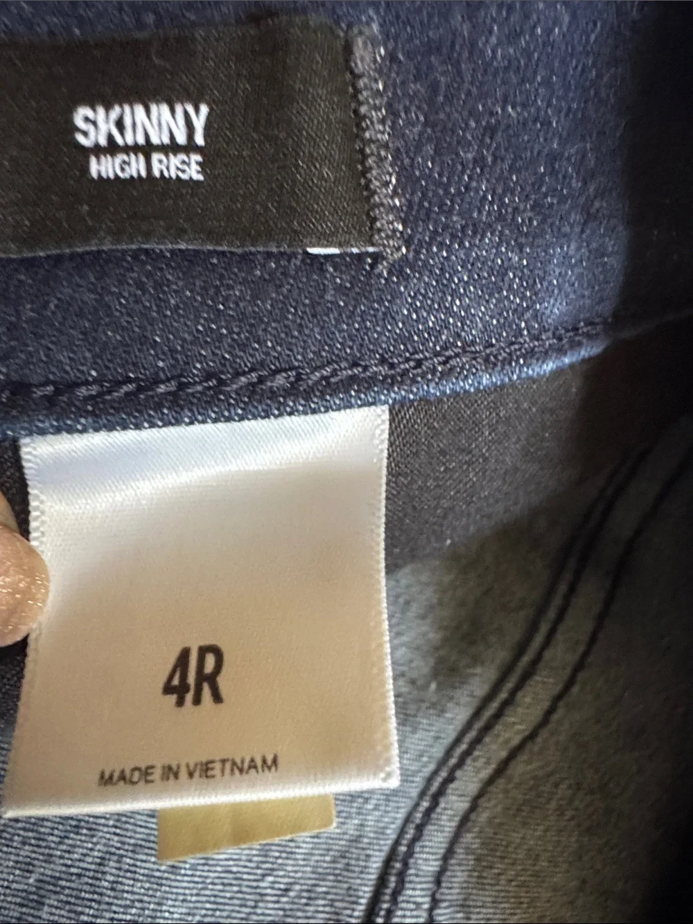 Express Skinny Dark Blue Jeans 7.1M
